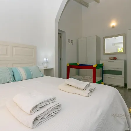 Les Oliveres Petites De Un * Pollença